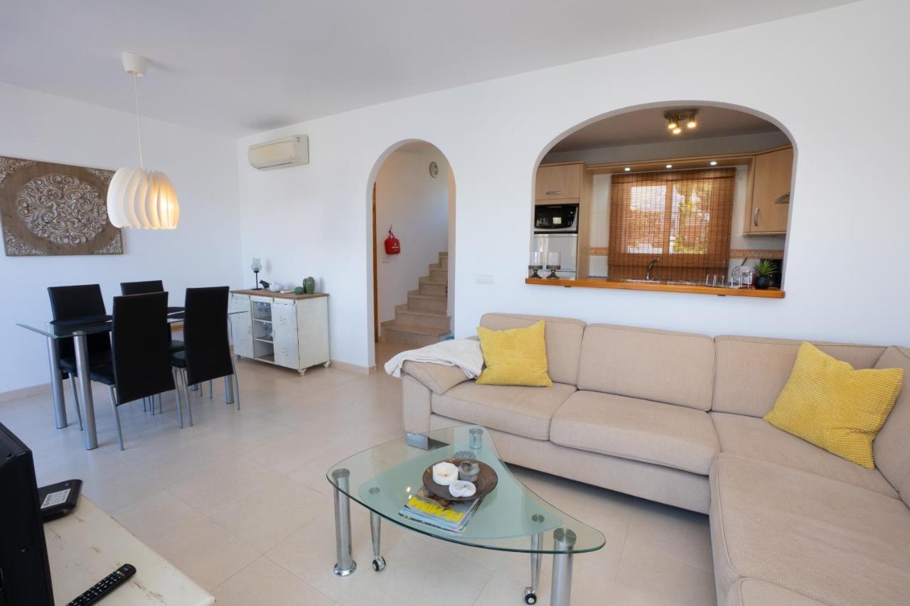 Penthouse Las Gaviotas Ii-2E Menyber Nerja Exterior photo