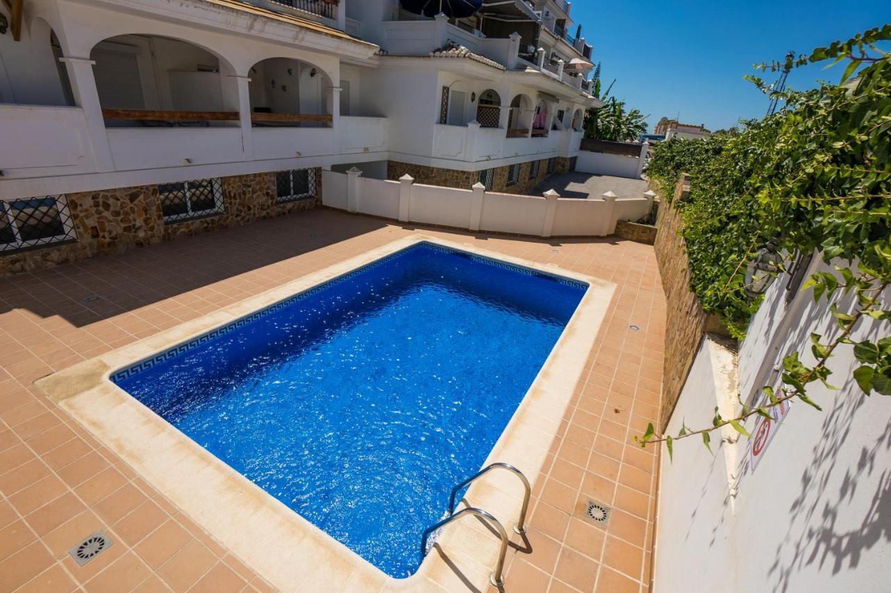 Penthouse Las Gaviotas Ii-2E Menyber Nerja Exterior photo